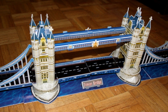 Tower Bridge 3D puzzle - výsledok skladania :)