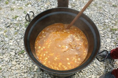 Občerstvenie po absolvovaní behu na Štibeľ :)
